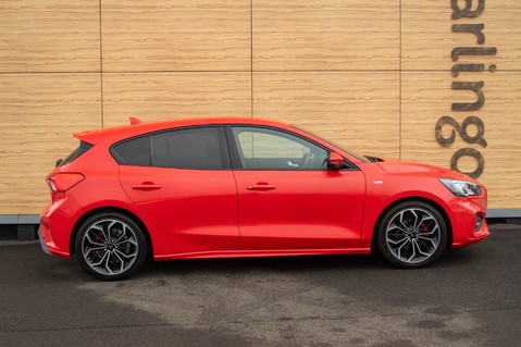 Ford Focus ST-LINE X 15