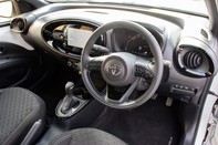Toyota Aygo X VVT-I EDGE 4