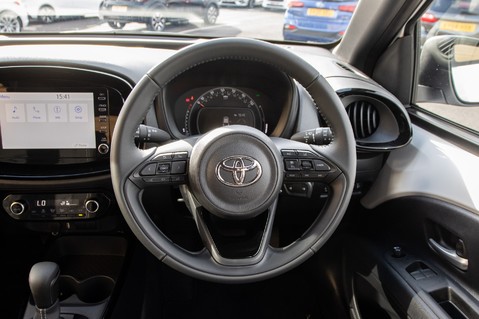 Toyota Aygo X VVT-I EDGE 23