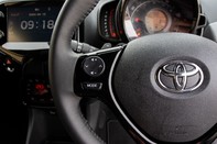 Toyota Aygo VVT-I X-TREND X-SHIFT TSS 21
