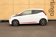 Toyota Aygo VVT-I X-TREND 16