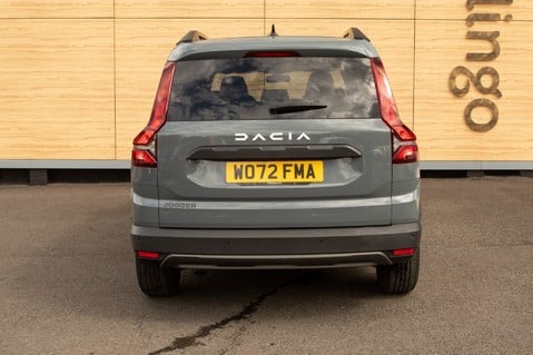 Dacia Jogger EXTREME SE TCE 8