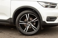 Volvo XC40 T3 R-DESIGN 2