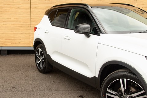 Volvo XC40 T3 R-DESIGN 9