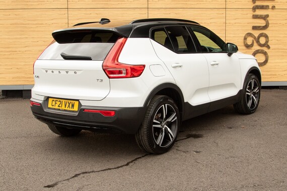 Volvo XC40 T3 R-DESIGN