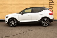 Volvo XC40 T3 R-DESIGN 16