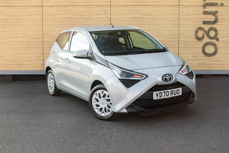 Toyota Aygo VVT-I X-PLAY TSS