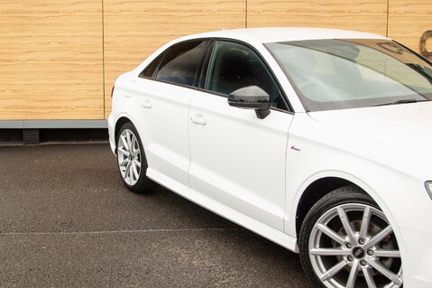 Audi A3 TDI BLACK EDITION 9