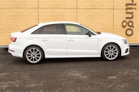 Audi A3 TDI BLACK EDITION 15