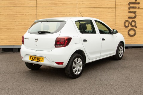 Dacia Sandero ESSENTIAL SCE 5