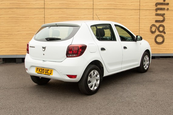 Dacia Sandero ESSENTIAL SCE