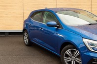 Renault Megane ICONIC TCE 9