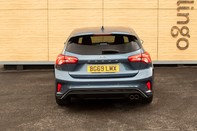 Ford Focus ST-LINE X 8