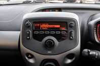 Toyota Aygo VVT-I X-PLAY 24