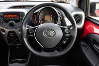 Toyota Aygo VVT-I X-PLAY 23