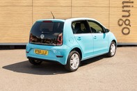 Volkswagen Up HIGH UP 5