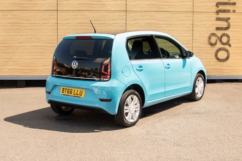 Volkswagen Up HIGH UP 5