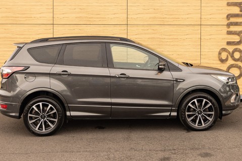 Ford Kuga ST-LINE 15