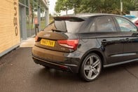 Audi A1 SPORTBACK TFSI BLACK EDITION 10