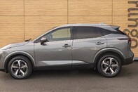 Nissan Qashqai DIG-T PREMIERE EDITION MHEV 16