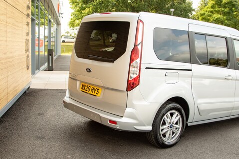 Ford Grand Tourneo Connect TITANIUM TDCI 10