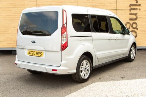 Ford Grand Tourneo Connect TITANIUM TDCI 5