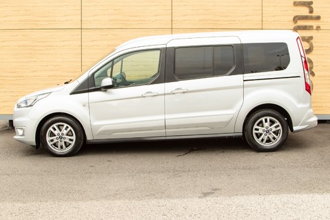 Ford Grand Tourneo Connect TITANIUM TDCI 16