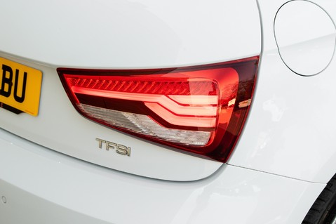 Audi A1 TFSI S-LINE 6