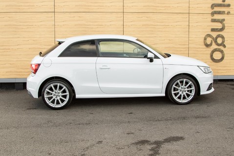 Audi A1 TFSI S-LINE 15