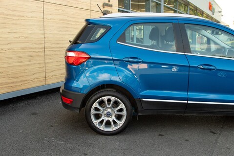 Ford Ecosport TITANIUM TDCI 11