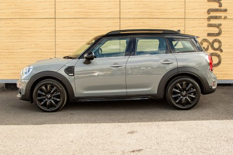 Mini Countryman COOPER 16