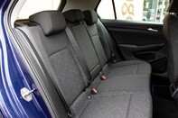 Volkswagen Golf LIFE TSI 37