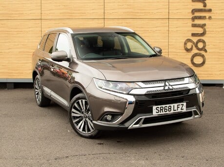 Mitsubishi Outlander 4