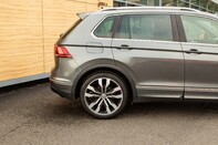 Volkswagen Tiguan R-LINE TDI 4MOTION DSG 12