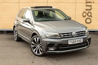 Volkswagen Tiguan R-LINE TDI 4MOTION DSG 1