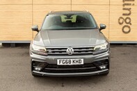 Volkswagen Tiguan R-LINE TDI 4MOTION DSG 8