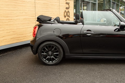 Mini Convertible COOPER 12