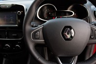 Renault Clio ICONIC TCE 21