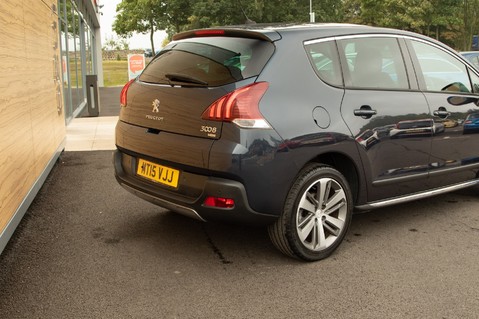 Peugeot 3008 E-HDI ALLURE 10