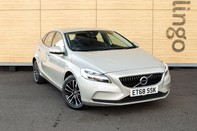 Volvo V40 D2 MOMENTUM NAV PLUS 1