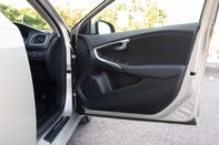 Volvo V40 D2 MOMENTUM NAV PLUS 17