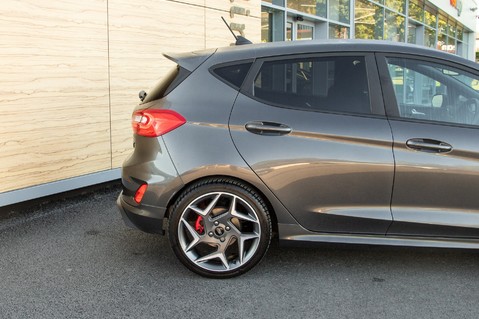 Ford Fiesta ST-3 11