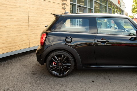 Mini Hatch COOPER S 10