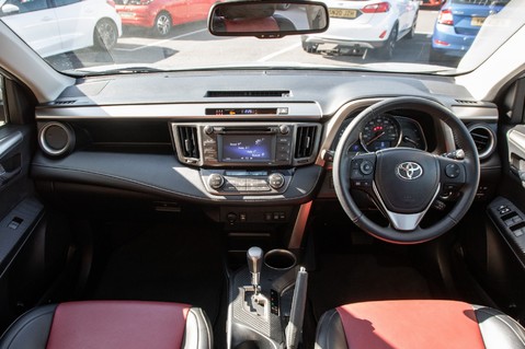 Toyota Rav 4 VVT-I ICON 13