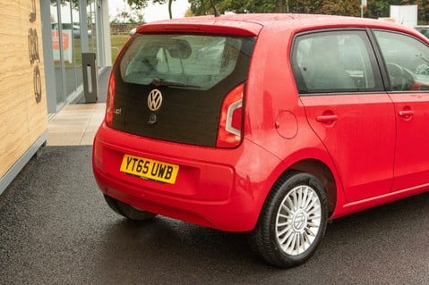 Volkswagen Up HIGH UP 10