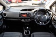 Toyota Yaris VVT-I ICON 13