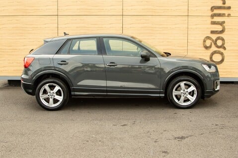 Audi Q2 TFSI SPORT 14