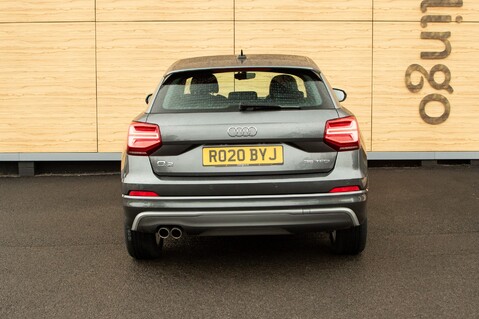 Audi Q2 TFSI S LINE 8