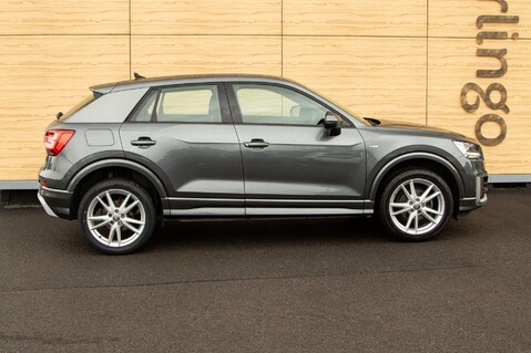 Audi Q2 TFSI S LINE 15