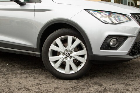 SEAT Arona TSI SE TECHNOLOGY 2